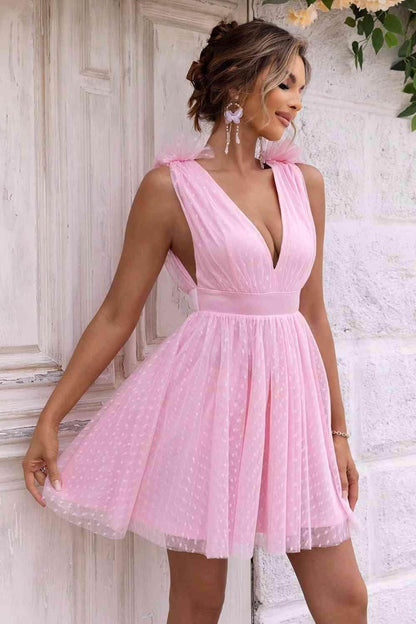 Open Back Sleeveless Mesh Dress with Lace Detail and Lining