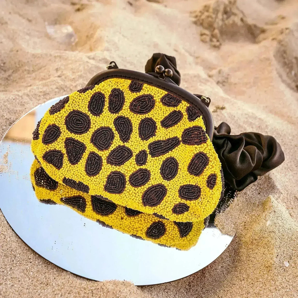 ARNOLDI VENOM Hand-beaded Clutch Bag In Black &amp; Yellow