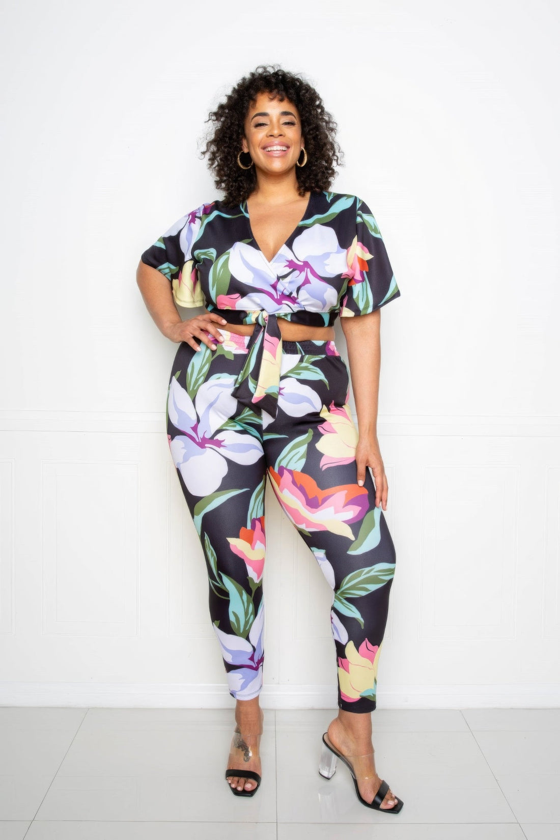 “Floral Arts” Black Jogger &amp; Top Set
