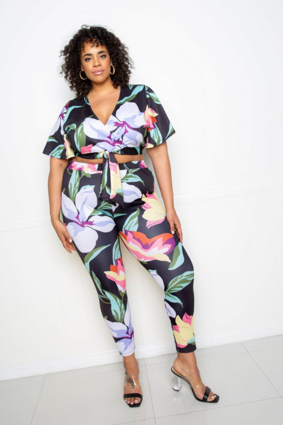 “Floral Arts” Black Jogger &amp; Top Set