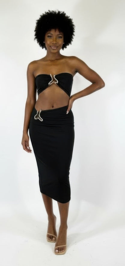 A Sharp Triangular Cutout Midi