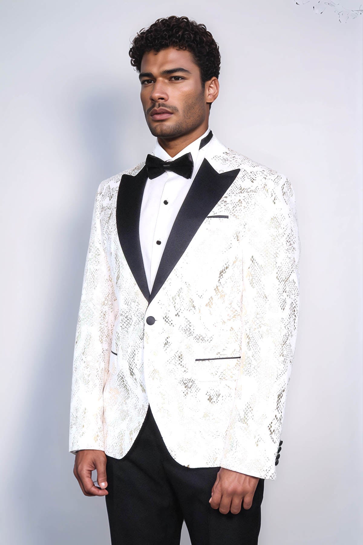 Peak Lapel Slim Fit Gold Patterned White Men Dinner Jacket - Wessi