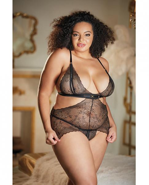 Allure Lace Peek-A-Boo Chemise Set: Unveil Your Confidence and Elegance