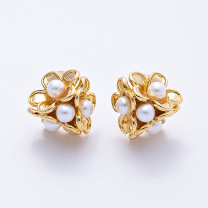 16K Gold Filled Shell Pearl Daisy Flower Studs | Earrings-00165