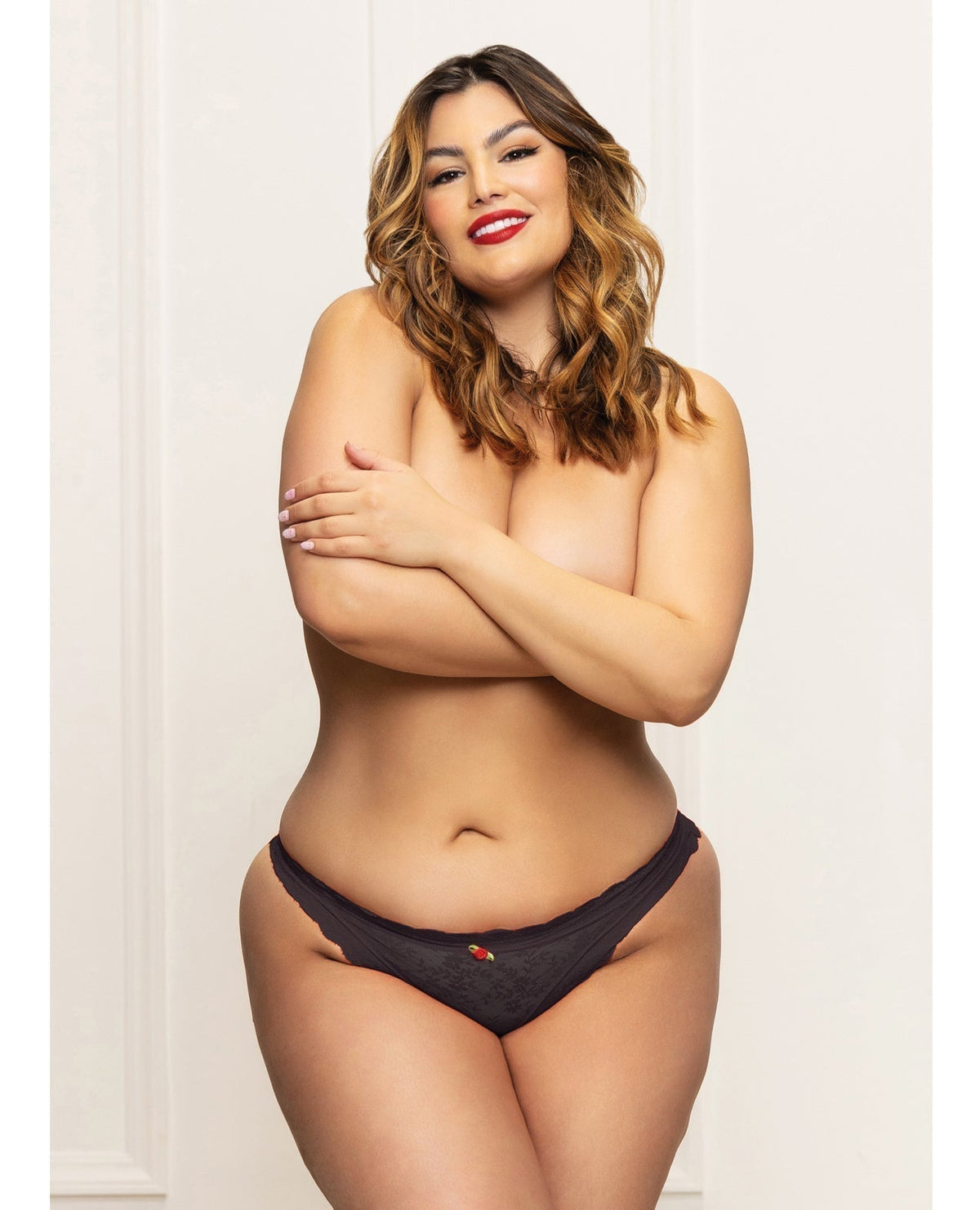 Lace Panty w/Heart Cut Out Back &amp; Pearl Chain Detail - Black 1X/2X