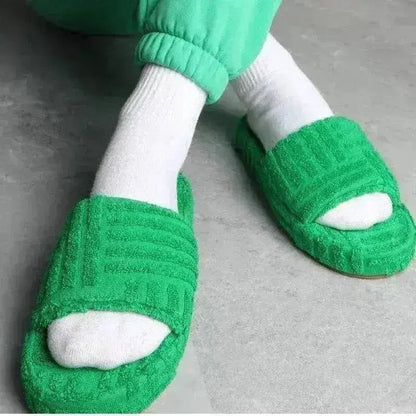 2021 Flat Furry Slippers Thick Sole Open Toe Women Slides