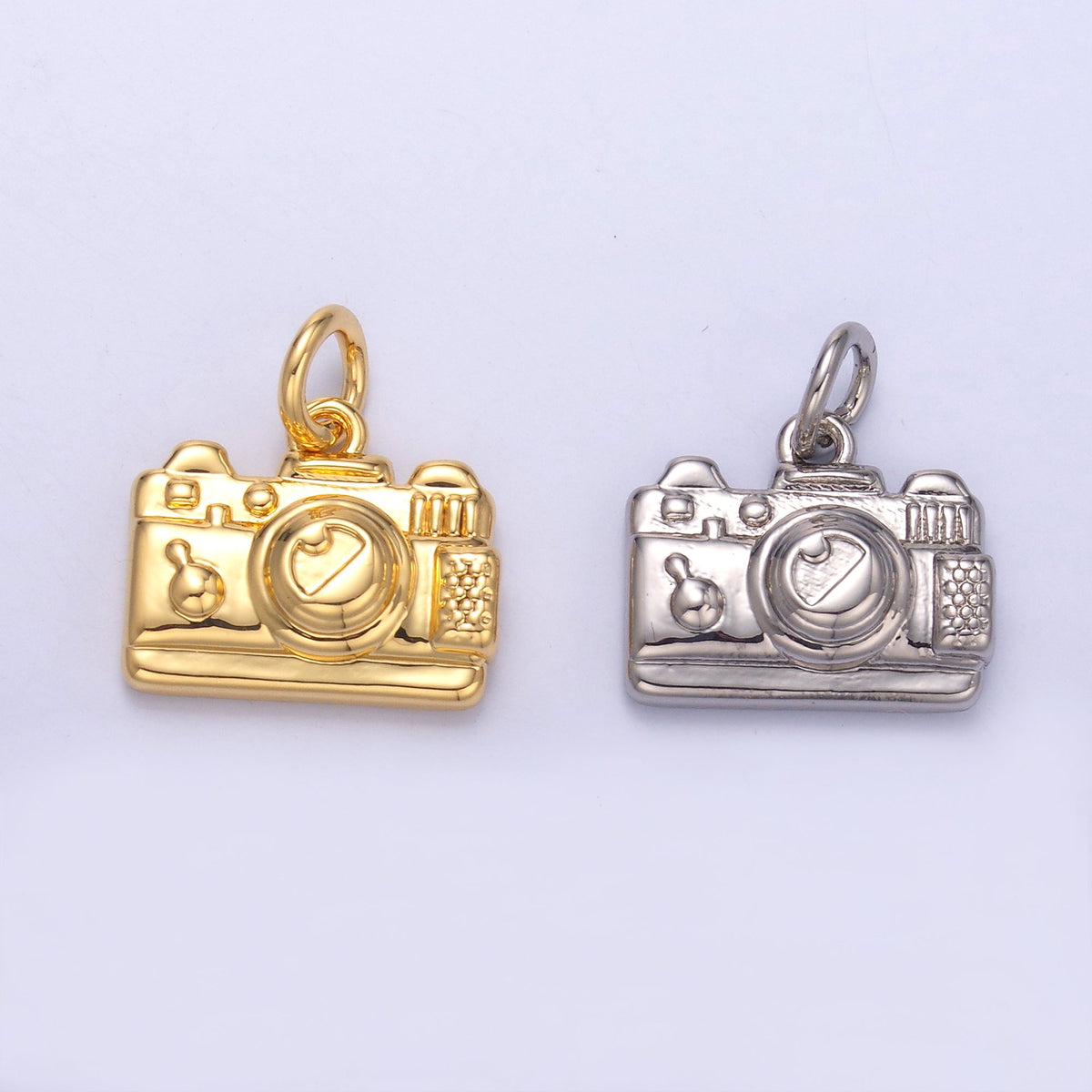 24K Gold Filled Vintage Photography Camera Charm in Gold &amp; Silver | N013