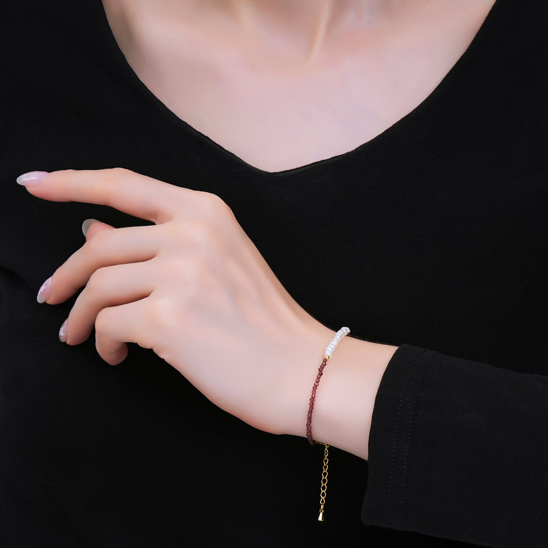 24K Gold Filled Shell Pearl Multifaceted Natural Gemstone Bead 6.69 Inch Bracelet w. Extender | WA-03695 ~ WA-03717