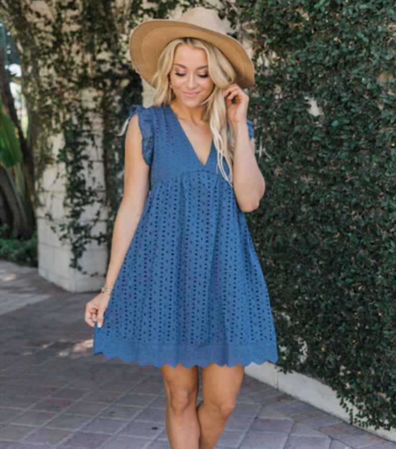 Lace jacquard hollowed V-neck dress