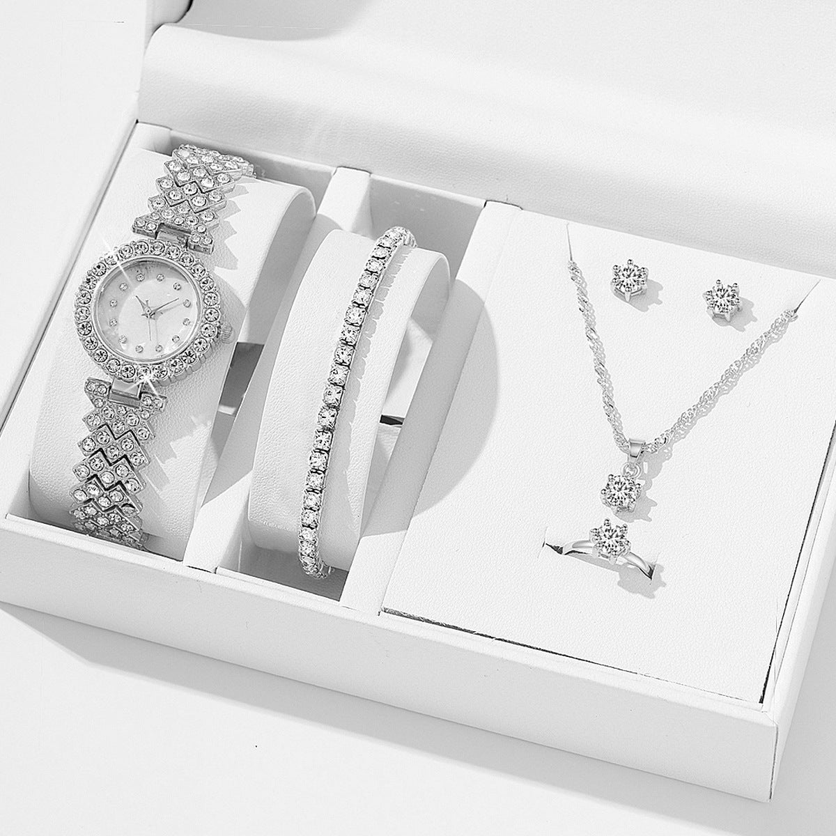 Rhinestone Quartz Bracelet Watch