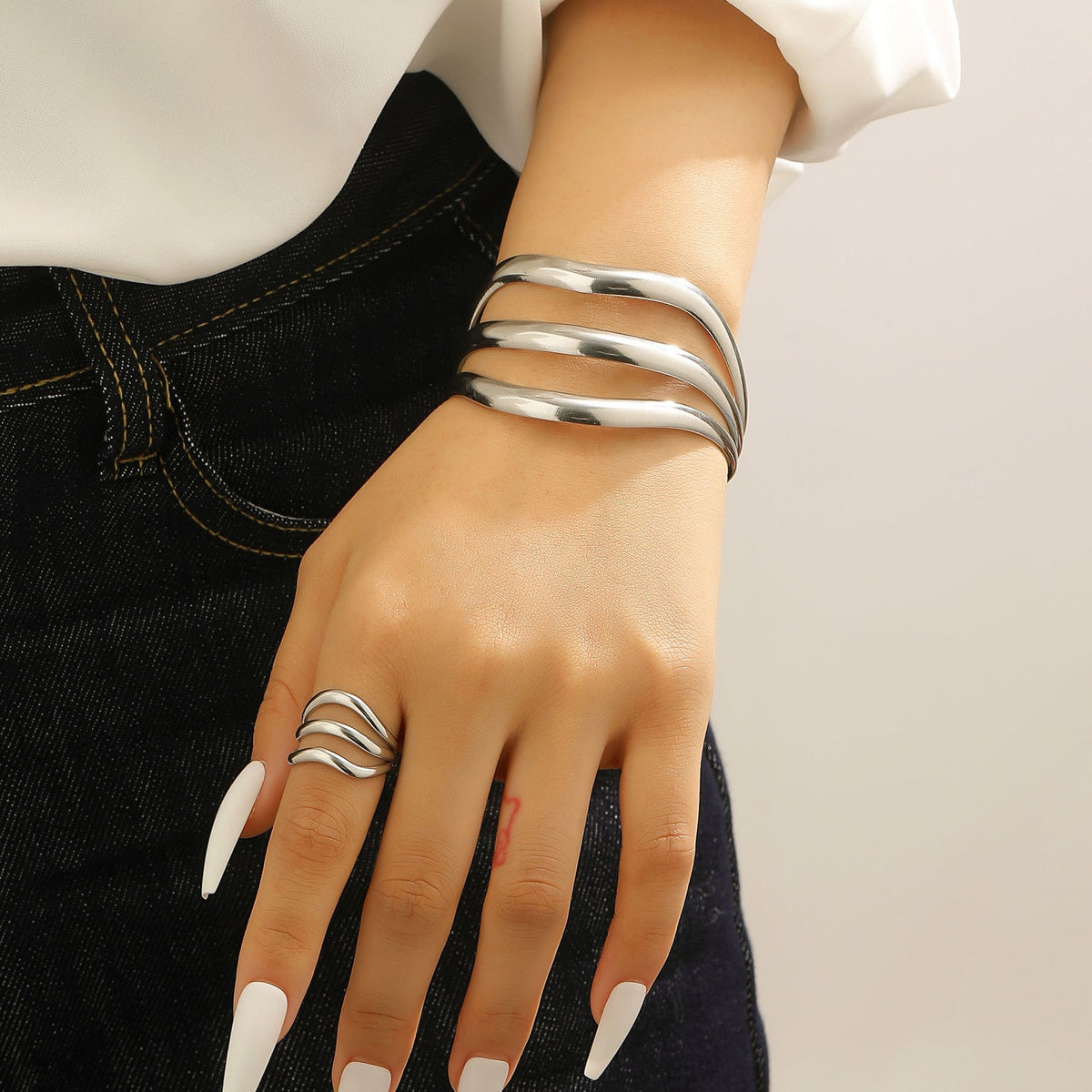 Exaggerated Vintage Stainless Steel Multi-Layer Wavy Ring &amp; Bangle Set Party Banquet