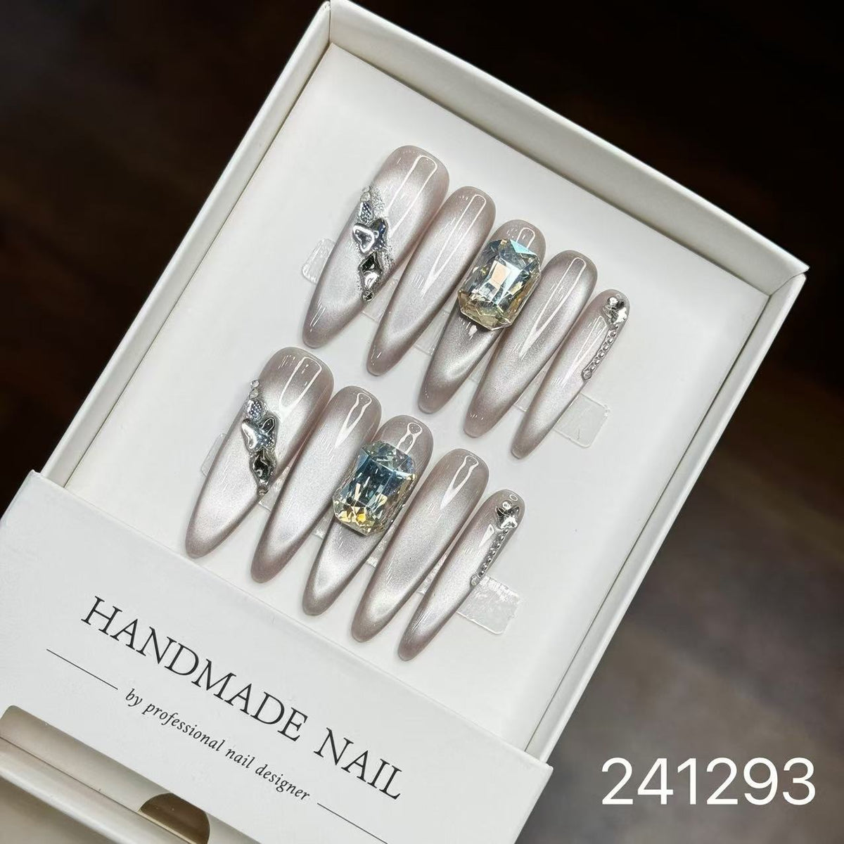 1031- Handmade press on nails fake nails removable