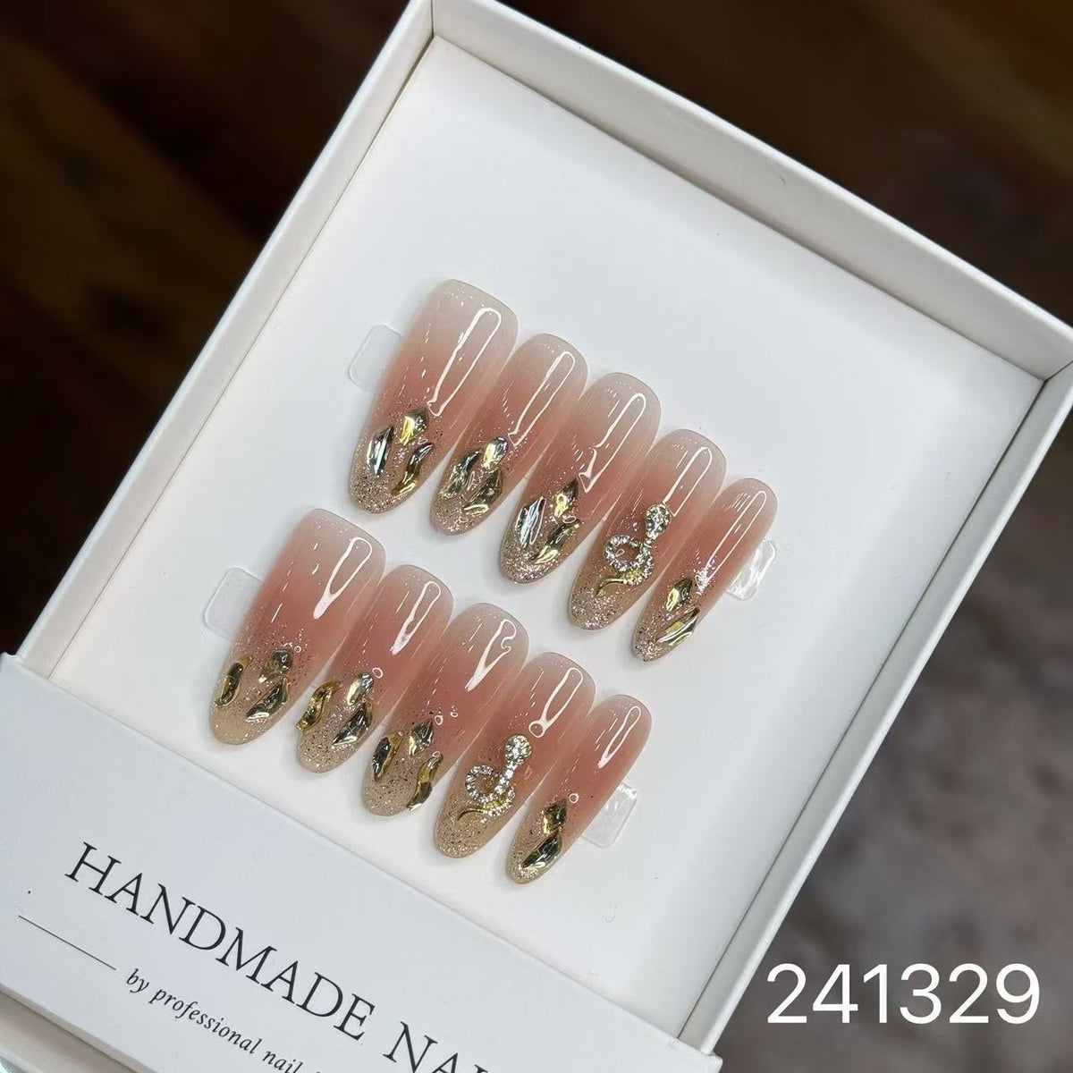 1031- Handmade press on nails fake nails removable
