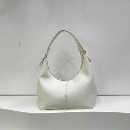 Chic Small Shoulder Bag – Versatile Armpit Bag for Autumn and Winter Commuters, Stylish Women&