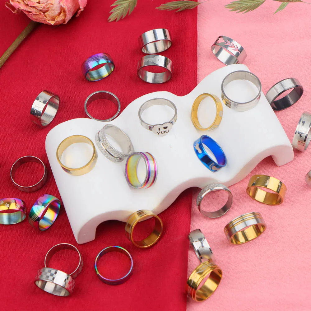 10/20 Pcs/Lot Fashion Multi Style Stainless Steel Jewelry Rings Zircon Crystal Spinner 5 Colors Punk Spikes For Womens Mens Gift
