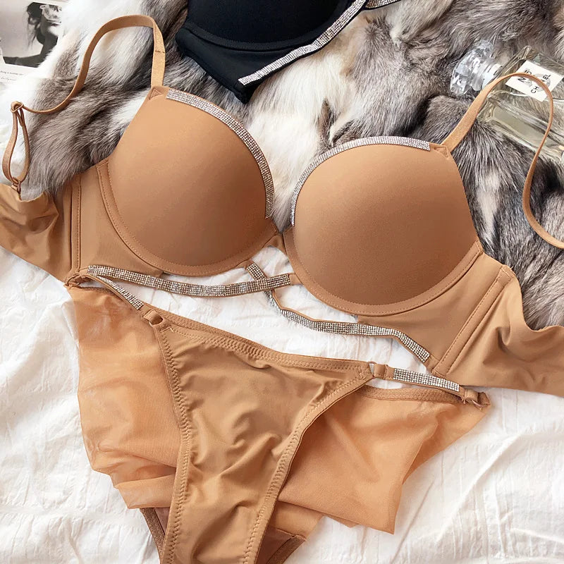 Sexy Women Underwear Set Cross Hollow Bra Fashion Rhinestones Cup Solid Color Push Up Brassiere Deep V Lingerie 2 Pieces Set