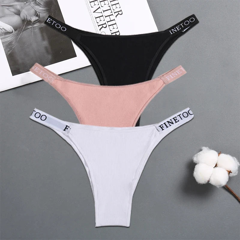Premium Cotton Briefs for Women – Seamless Low-Rise Panties (3-Piece Set)