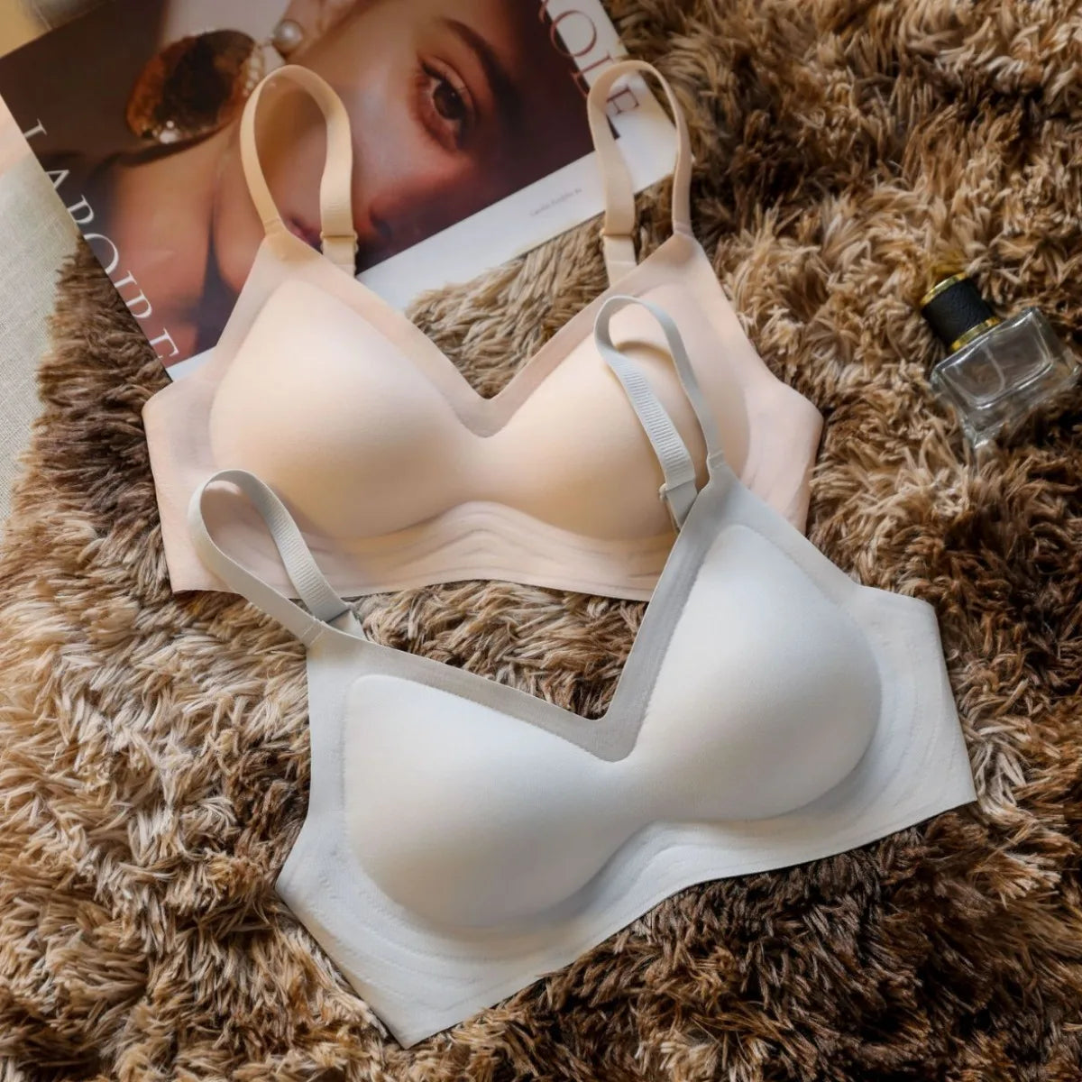 One Piece Wireless Bra Women Deep V Seamless Padded Bra 3 Row Hook Back Underwear Light Support All Match Basic Daily Intimate