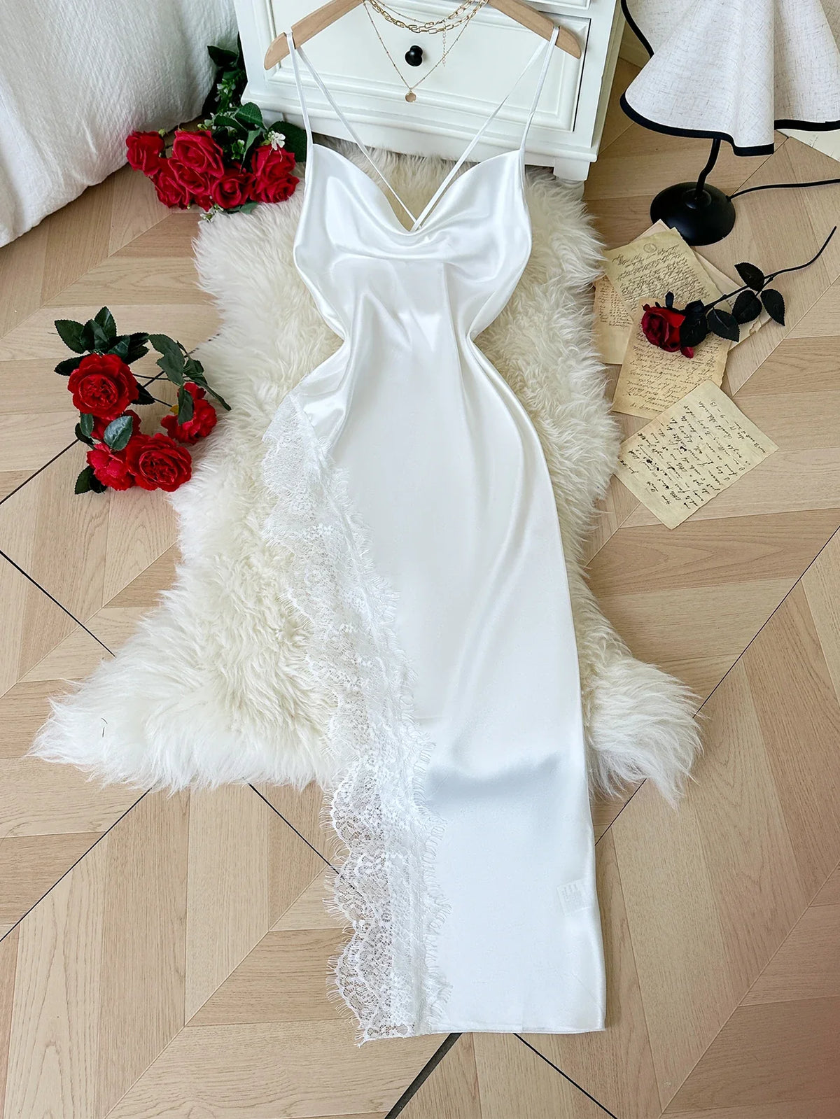 Sexy Lace Patchwork Pajamas Comfortable And Casual Long And Comfortable Women&