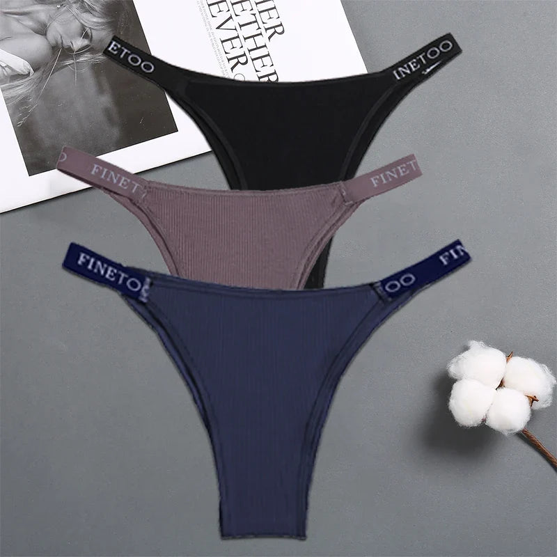 Premium Cotton Briefs for Women – Seamless Low-Rise Panties (3-Piece Set)