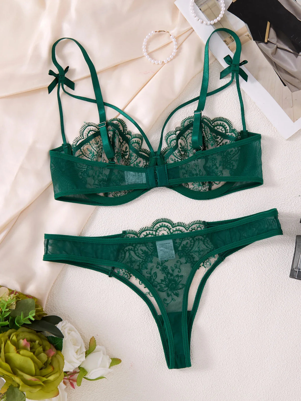 Green Floral Lace Lingerie Set Sheer Mesh Underwire Bra With Bow &amp; Thong Women Sexy Underwear ZA824057