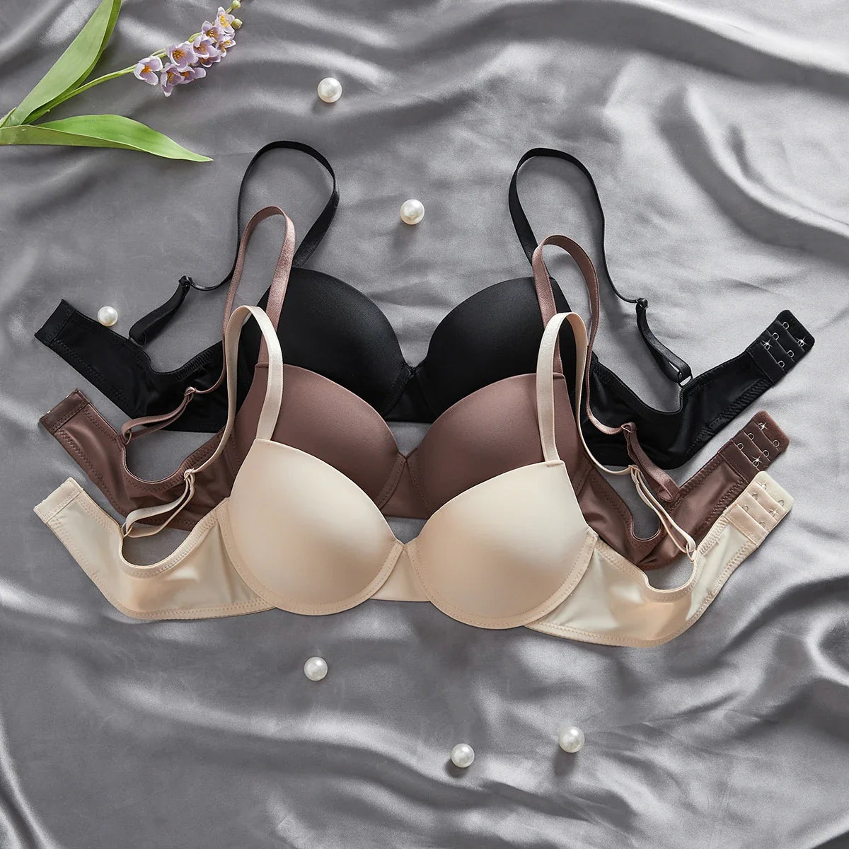 3-Pack of Fashionable Women&