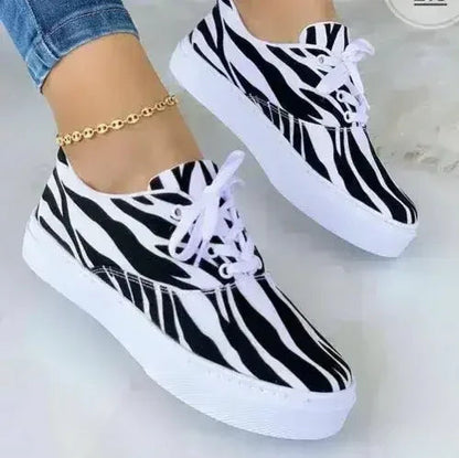 2022 Graffiti Sneakers - Women&