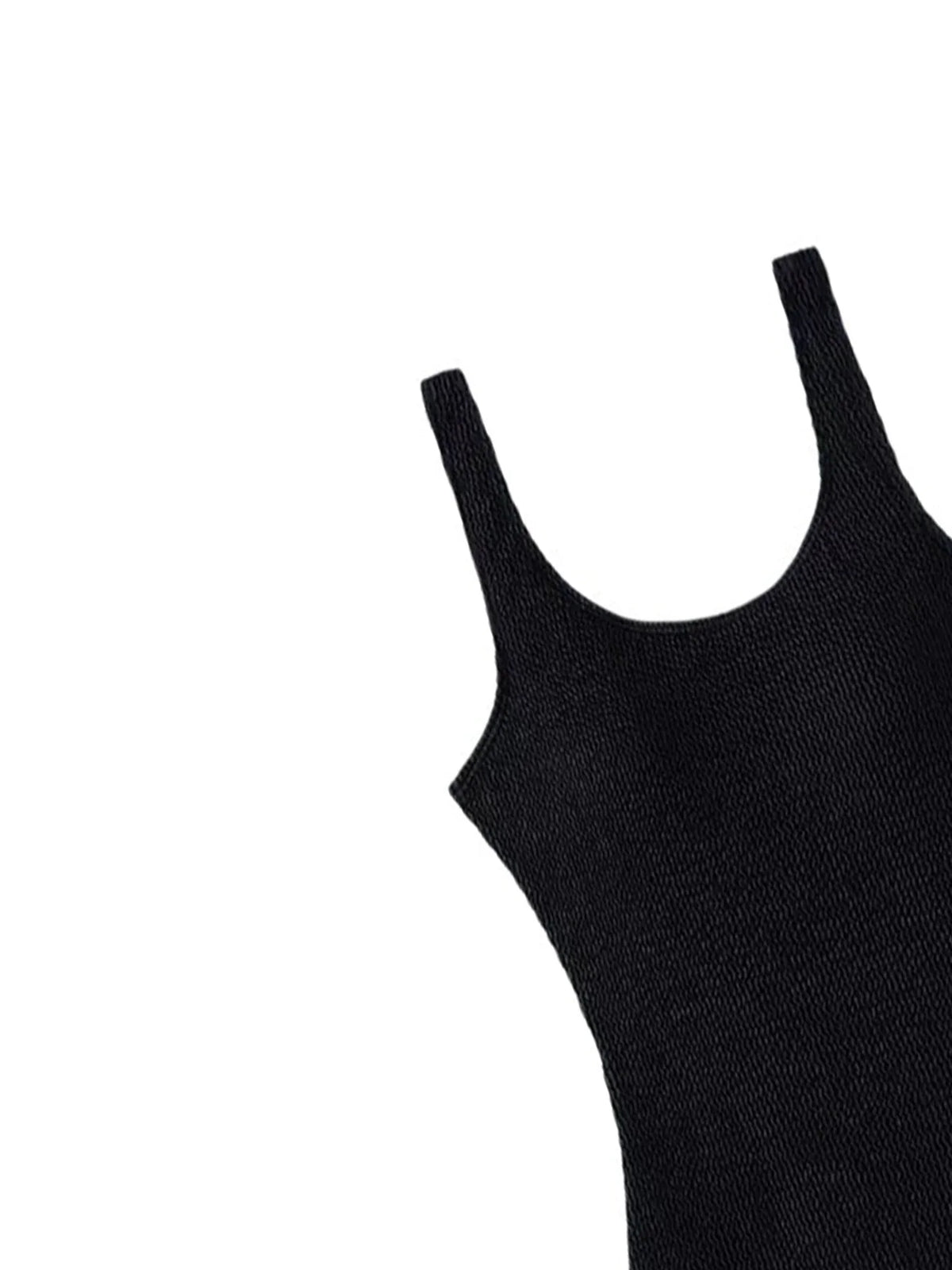 Ladies Solid Stripe One-Piece Swimsuit Comfortable Strap Offers Best Support Fashionable Design for Summer Beach And Pool Days