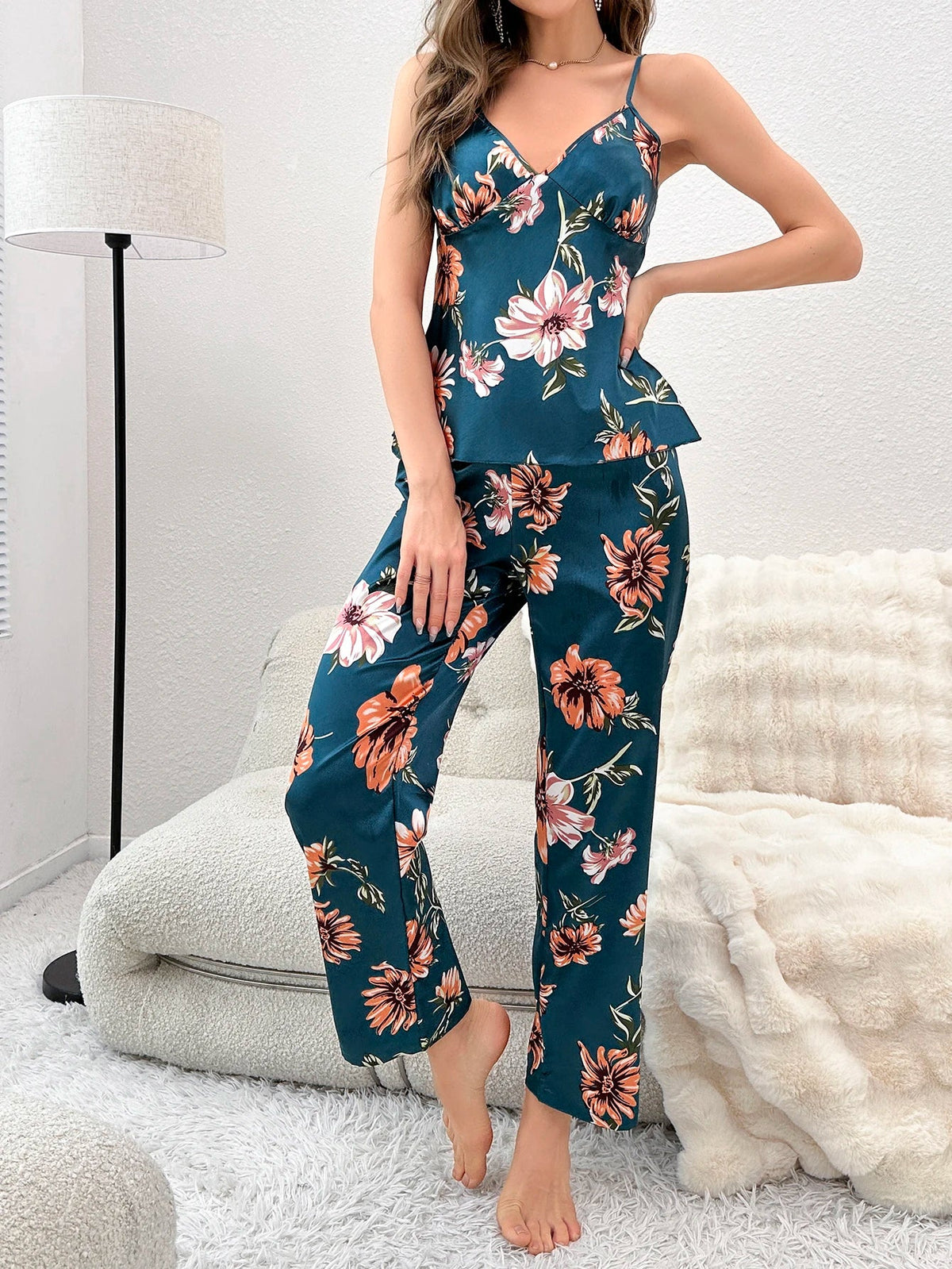 Luxurious Women&