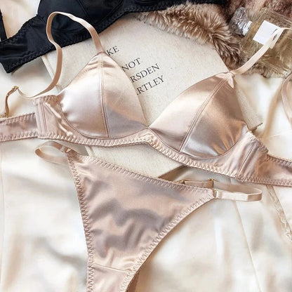 Summer Women Underwear Set Sexy Silken Triangle Cup Wireless Bras French Bralette Seamless Intimates Bra and Thong Lingerie Set