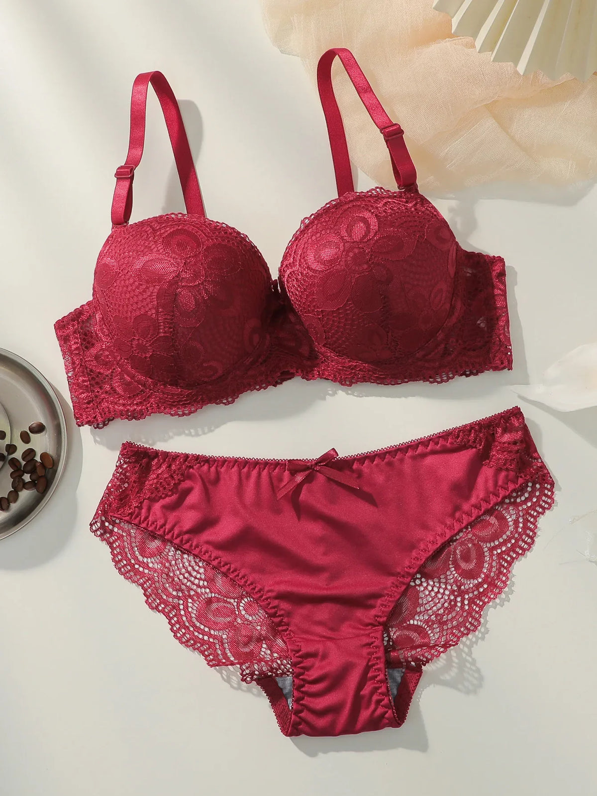 2-piece hot selling lace gathering and lifting bra set sexy women&