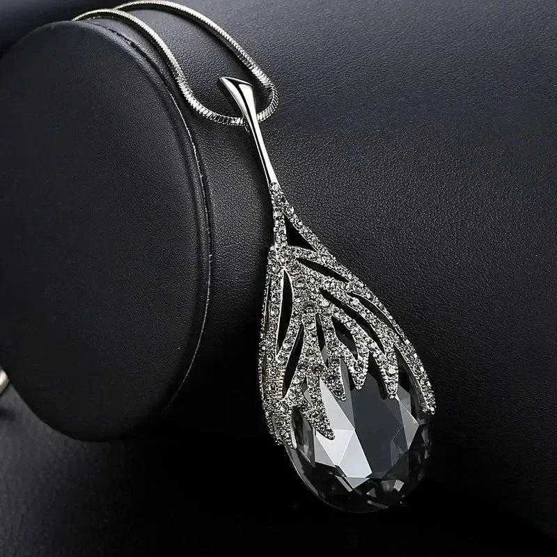 New Arrival Long Necklaces for Women 2024 Fashion Gray Crystal Choker Collier Femme Statement Necklaces &amp; Pendants Accessories