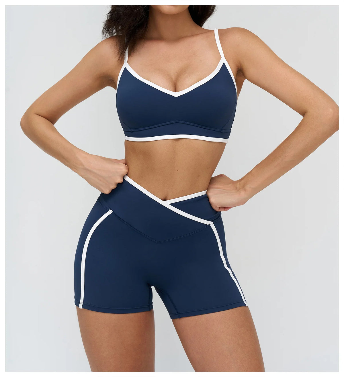 Women Bra Shockproof Gym Top Women Underwear Thin Strap Halter Sports Bras Scrunch Push-up Workout Yoga Tank Tops Women&