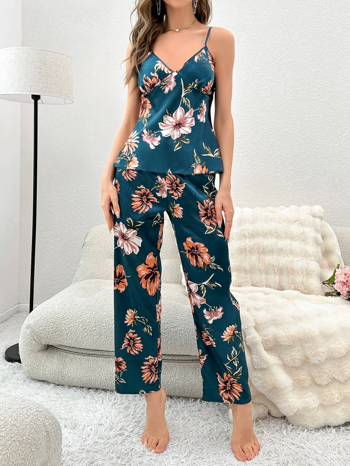 Luxurious Women&