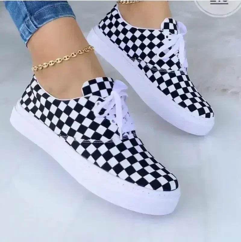 2022 Graffiti Sneakers - Women&