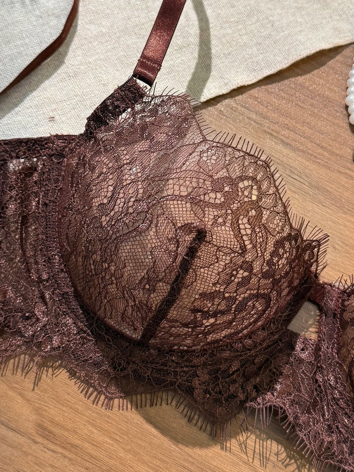 Elegant Summer Lace Bra Sheer Embroidered Comfortable Support Anti-Sag Full Coverage Modest Design &amp; Women Large Chest Minimize