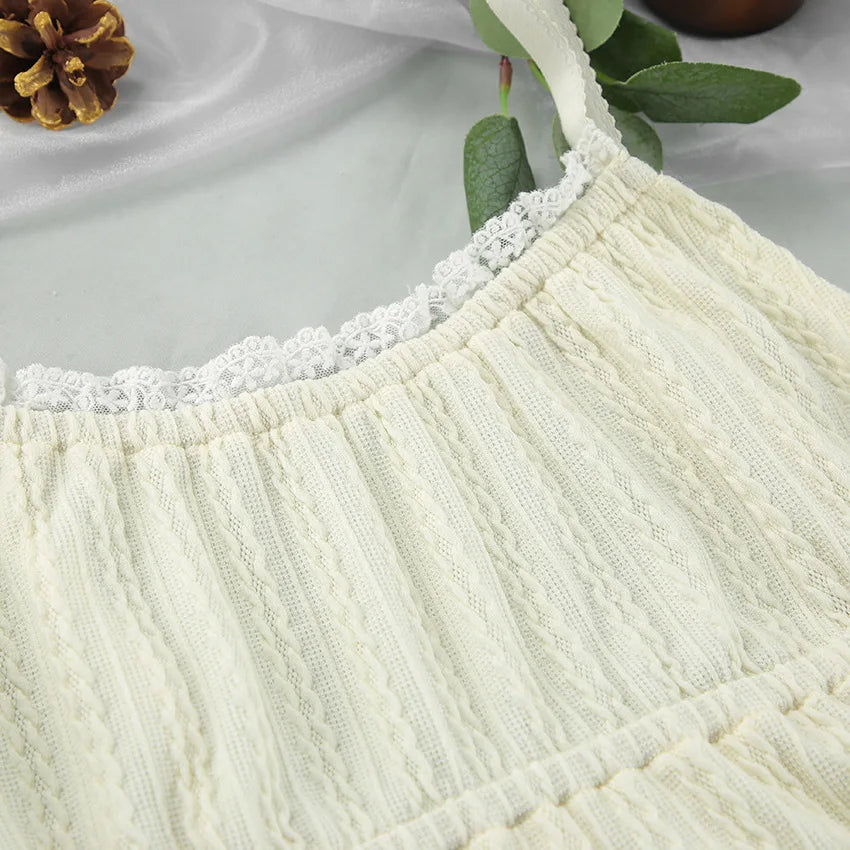 Lace Trim Ruffle Hem U-Neck Strap Cable Textured Cami &amp; Casual Shorts Loungewear Summer Pajamas Set Women Sleepwear