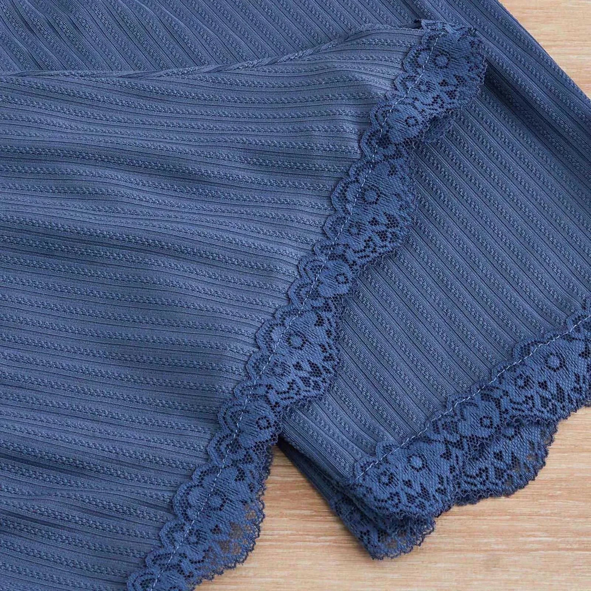 Comfortable 3-Piece Women&