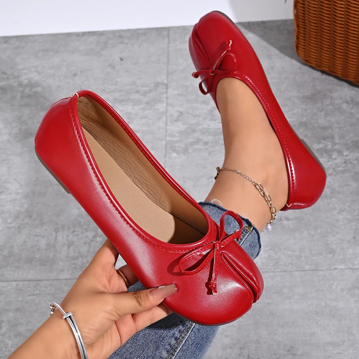 Women Tabi Split Toe Ballet Flats Bow Knot Decor Soft Faux Leather Slip On Lightweight Casual Daily Walking Shoes