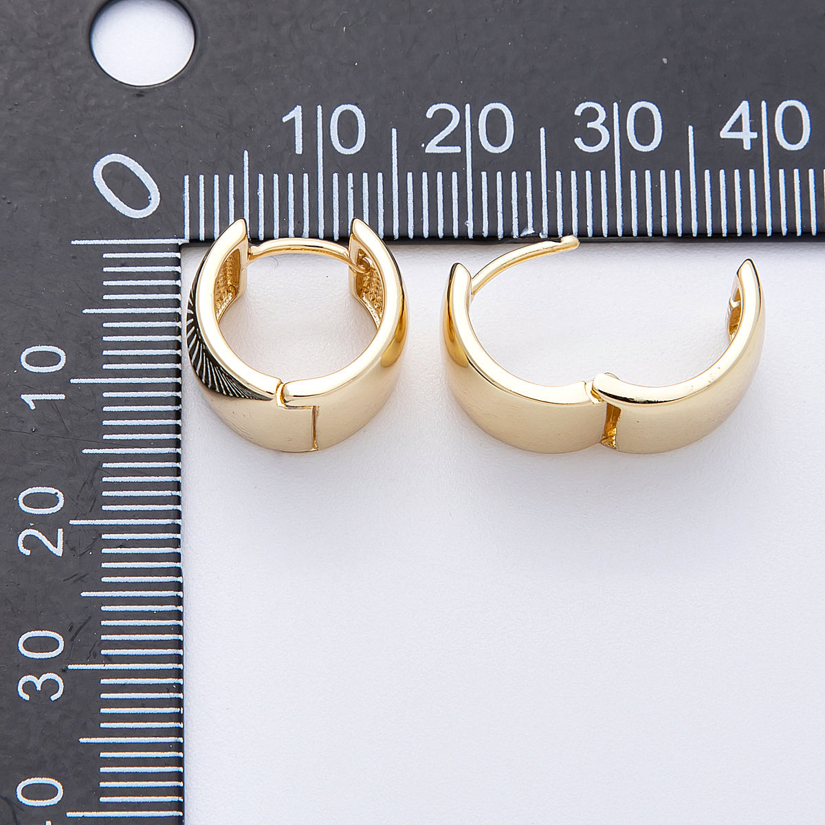 14K Gold Filled 14.5mm Wide Chubby Minimalist Hoops Earrings | Earrings-00182