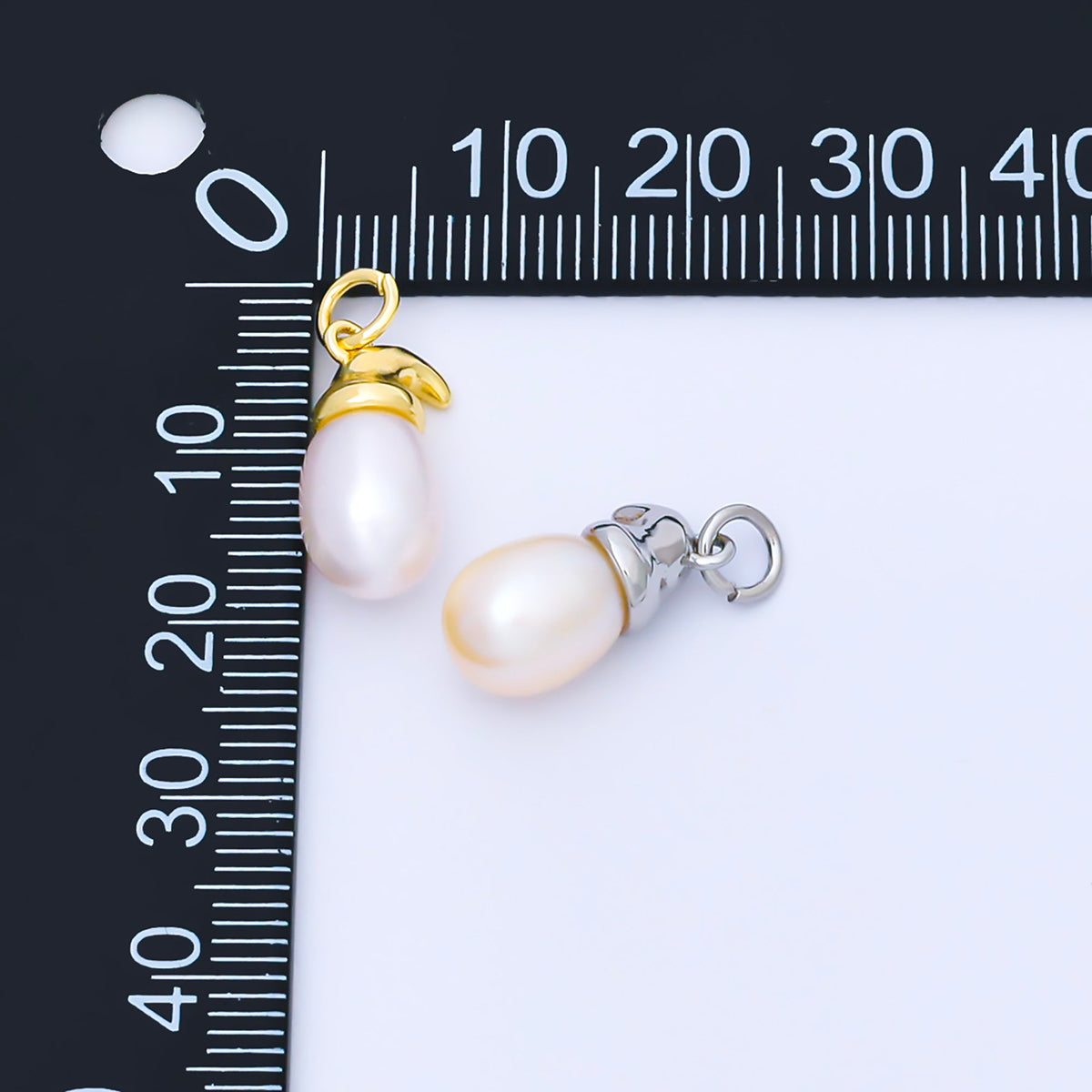 24K Gold Filled 17.5mm White Shell Pearl Oval Bezel Charm in Gold &amp; Silver | AF590