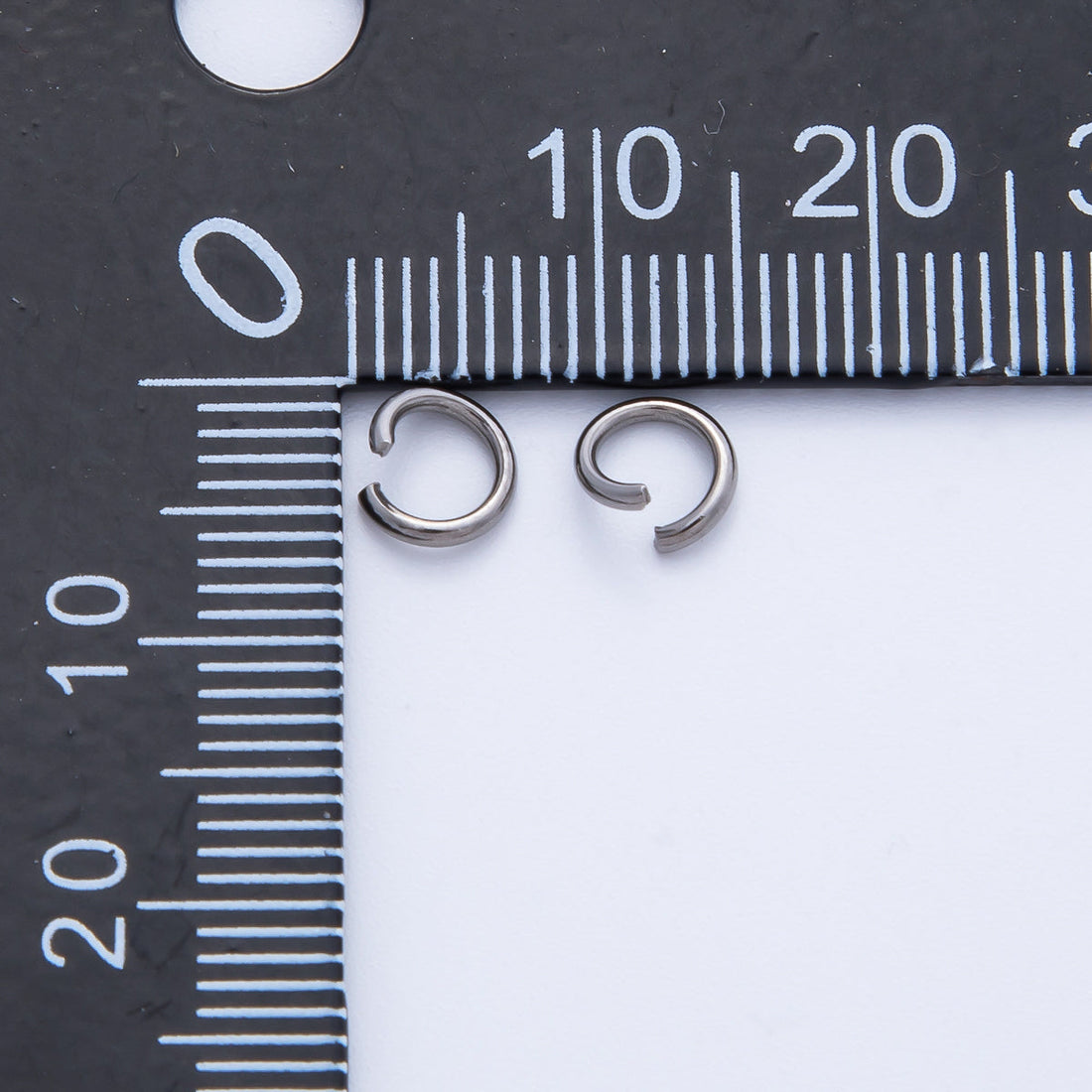 Stainless Steel 6mm x 1mm Jump Ring Findings by 10 Pieces | Findings-00059