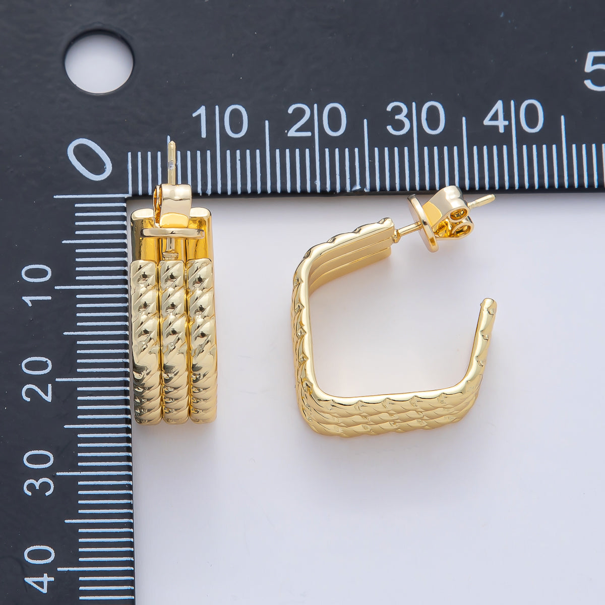 18K Gold Filled 20.5mm Triple Rope Geometric C-Shaped Hoop Earrings | AD1645