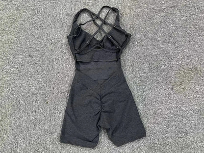 Adjustable double straps Open back  V shape back design Scrunch butt No front seam Flatlock Inseam  Removable pads BODYSUIT