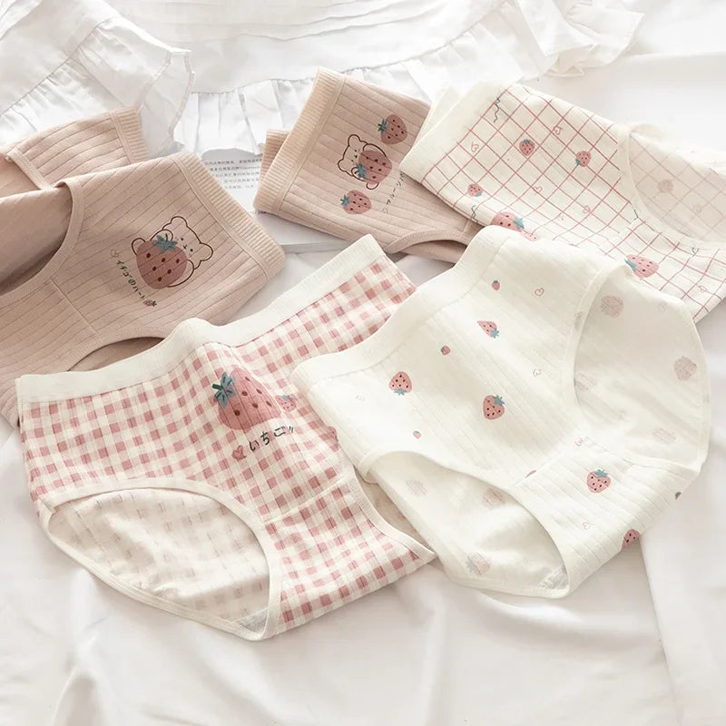 1 Pack Cute Bear &amp; Strawberry Print Cotton Mid-Rise Panties Women&