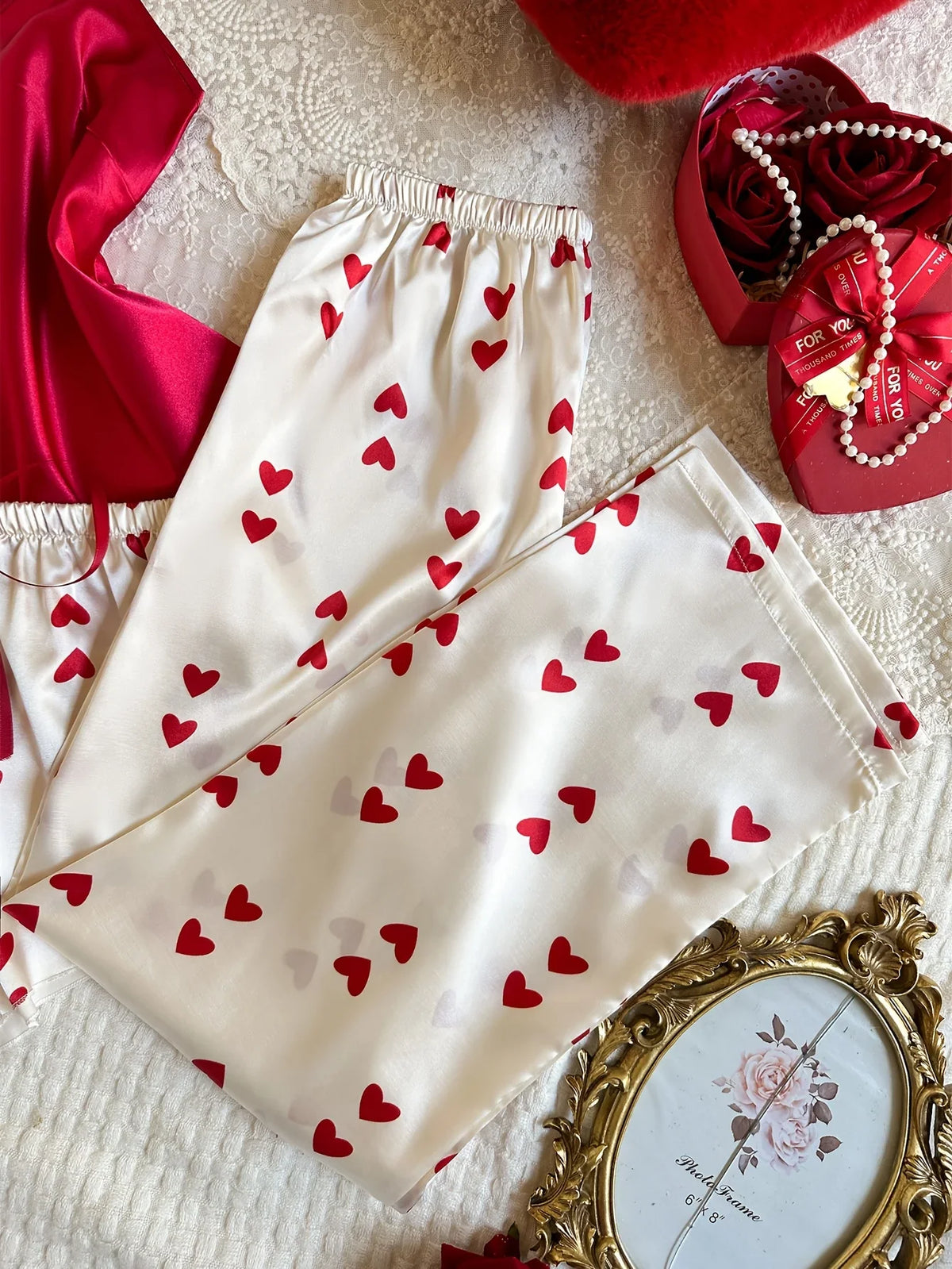 Women 3 Piece Heart Print Pajama Set Solid Color V Neck Top with Shorts Long Pants Romantic Dashion Ladies Sleepwear Loungewear