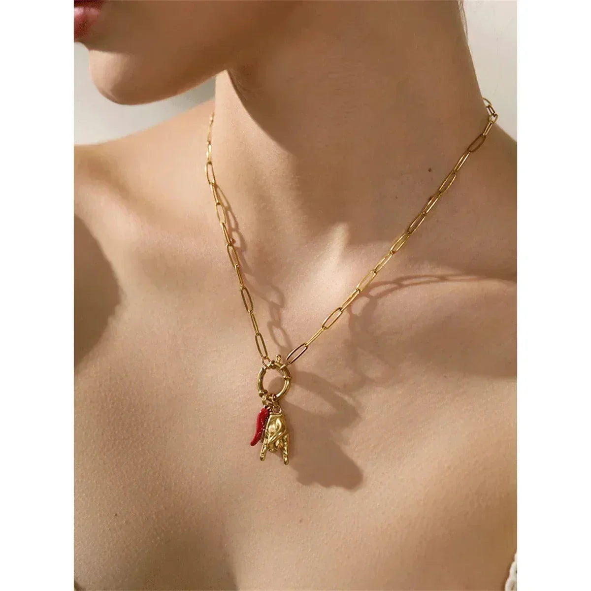 Classic Hot Selling Bull Horn Sacred Heart Detachable Pendant Necklace for Women&
