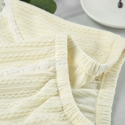 Lace Trim Ruffle Hem U-Neck Strap Cable Textured Cami &amp; Casual Shorts Loungewear Summer Pajamas Set Women Sleepwear