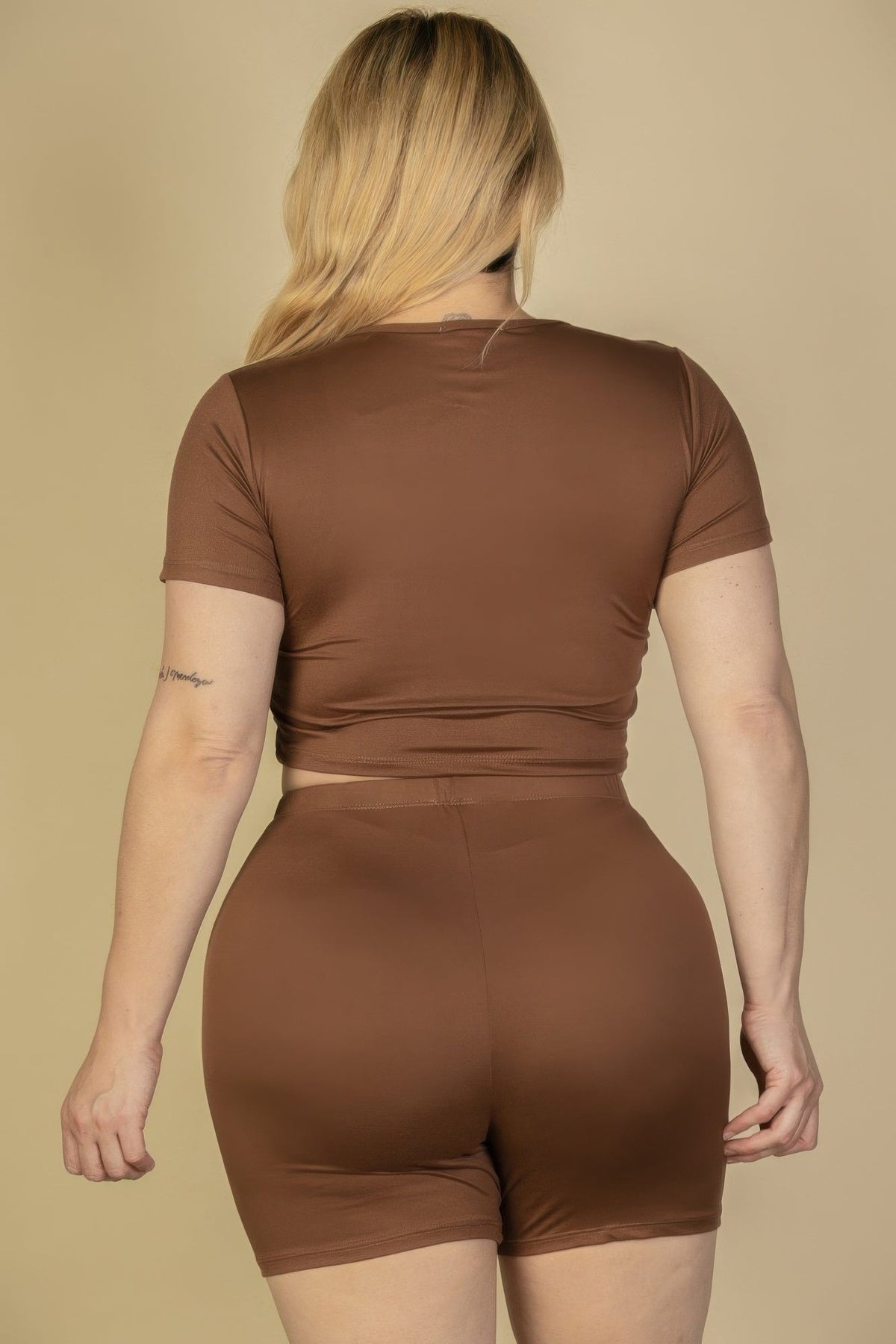 Plus Size Short Sleeve Crop Top &amp; Shorts Set