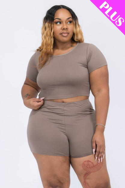 Plus Size Short Sleeve Crop Top &amp; Shorts Set